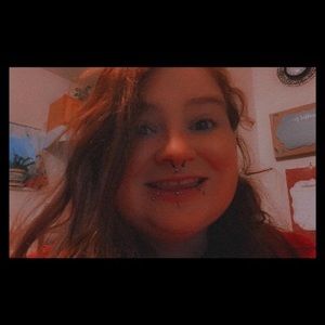 Meet your Posher, Angie